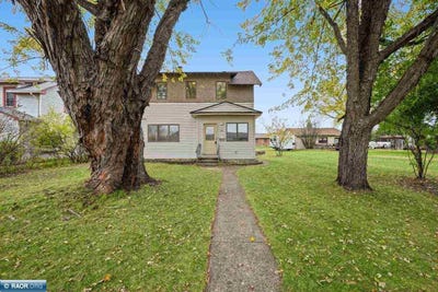 /international/us/620-w-2nd-ave-keewatin-mn-110120527616/