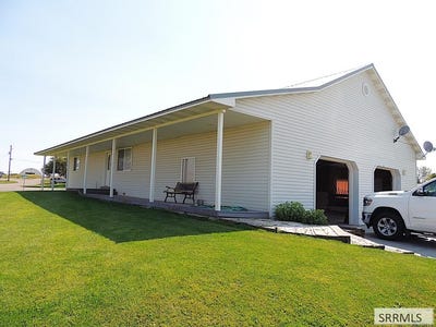 /international/us/25-w-7th-street-newdale-id-110119682830/
