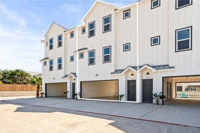 /international/us/603-e-avenue-g-port-aransas-tx-110103358019/