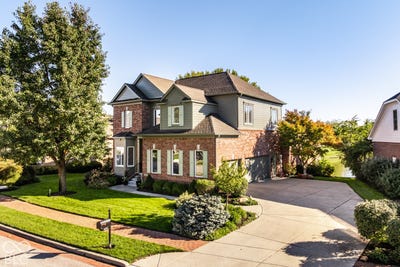 /international/us/8079-heyward-drive-indianapolis-in-110120135249/