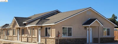 /international/us/300-n-soderquist-rd-turlock-ca-110107725398/
