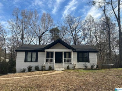 /international/us/719-13th-avenue-pleasant-grove-al-110105273328/