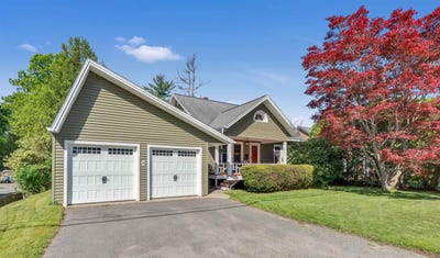 /international/us/173-winnacunnet-road-hampton-nh-110108491945/