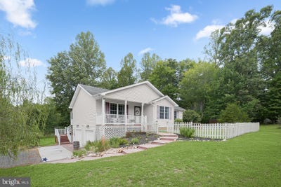 /international/us/10367-hidden-lake-lane-rixeyville-va-110109588910/