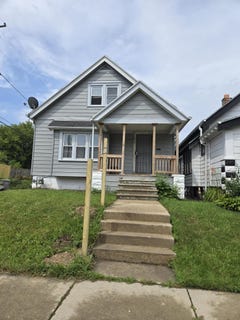 /international/us/3721-n-10th-st-milwaukee-wi-110101219492/