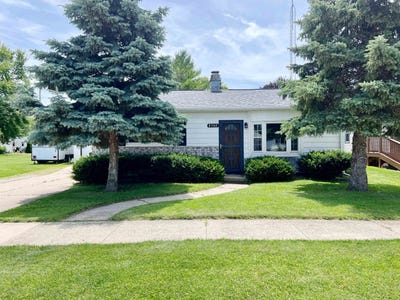 /international/us/368-arlington-avenue-fond-du-lac-wi-110108856893/