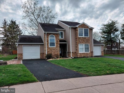 /international/us/228-spring-house-lane-telford-pa-110108384491/