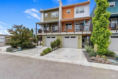 /international/us/4068-n-adams-garden-city-id-110108145960/