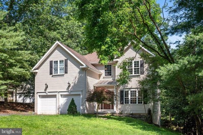 /international/us/200-greenbriar-circle-cross-junction-va-110098049524/