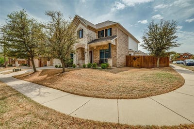 /international/us/447-brighton-street-roanoke-tx-110100201741/