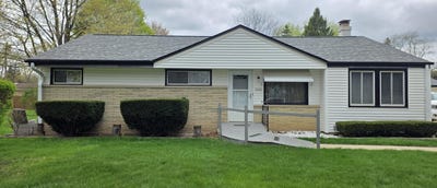 /international/us/5741-s-40th-st-greenfield-wi-110107730362/