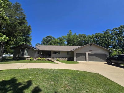 /international/us/1819-fairway-drive-mountain-home-ar-110106562282/