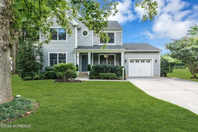 /international/us/76-maple-avenue-little-silver-nj-110110079902/