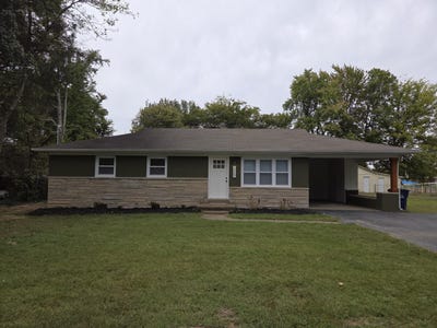 /international/us/205-riverside-drive-paducah-ky-110120496929/