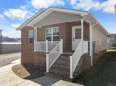 /international/us/1030-park-blvd-circle-rogersville-tn-110104899976/
