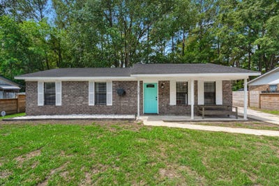 /international/us/313-dorchester-manor-boulevard-north-charleston-sc-110108451303/