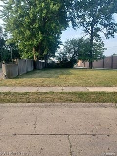 /international/us/934-e-granet-avenue-hazel-park-mi-110101121360/