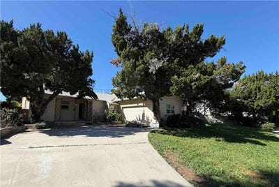 /international/us/20252-archwood-street-winnetka-ca-110106340453/