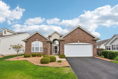 /international/us/17113-como-avenue-lockport-il-110107437429/