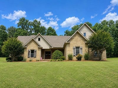 /international/us/166-county-road-2432-guntown-ms-110108817235/