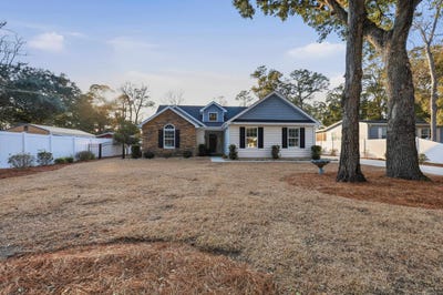 /international/us/4576-sandy-ln-murrells-inlet-sc-110105528911/