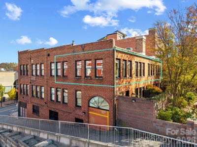 /international/us/60-haywood-street-asheville-nc-110103395136/