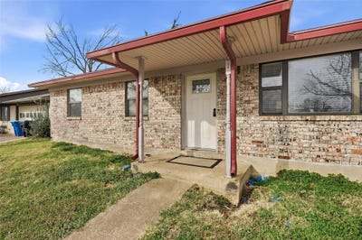 /international/us/201-ross-avenue-denison-tx-110105928027/