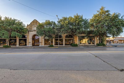 /international/us/115-119-e-concho-avenue-san-angelo-tx-110120132417/