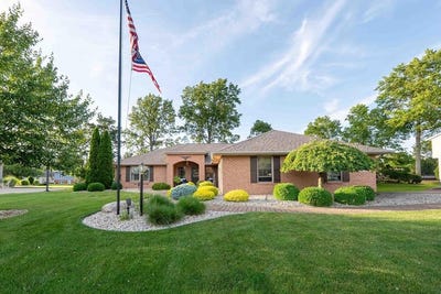 /international/us/618-linden-ln-willard-oh-110100480734/