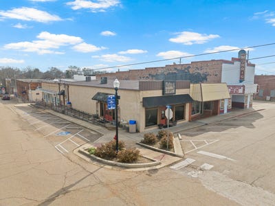 /international/us/112-n-lamar-street-daingerfield-tx-110105528531/