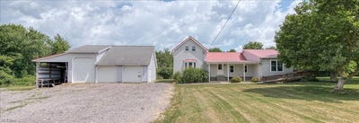 /international/us/15276-leroy-road-thompson-oh-110100939733/