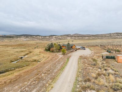 /international/us/224-hamilton-stage-road-spring-creek-nv-110109660656/
