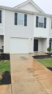 /international/us/1914-tranquility-circle-newton-nc-110108227040/
