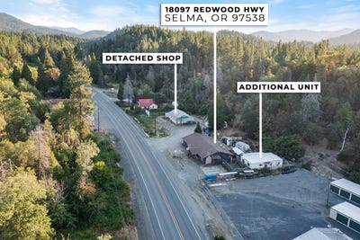 /international/us/18097-redwood-highway-selma-or-110106035932/