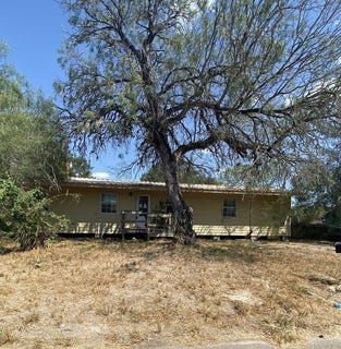 /international/us/220-n-hartman-falfurrias-tx-110119779669/