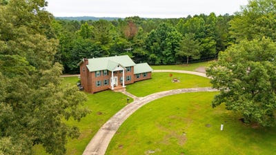 /international/us/9694-county-road-49-winfield-al-110108910245/