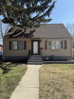 /international/us/18343-oakwood-avenue-lansing-il-110108531124/