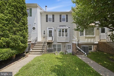 /international/us/4037-summer-hollow-court-chantilly-va-110108755163/