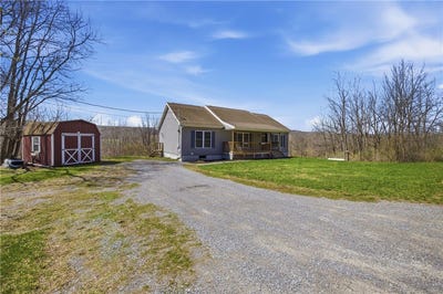 /international/us/2960-e-valley-road-branchport-ny-110107440770/