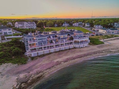 /international/us/286-grand-avenue-falmouth-ma-110100241911/