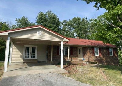 /international/us/320-post-office-rd-burkesville-ky-110101828805/