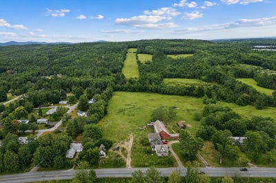 /international/us/414-farmington-falls-road-farmington-me-110120481786/