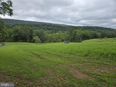 /international/us/825-pine-valley-road-new-ringgold-pa-110110327161/