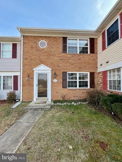 /international/us/8421-mckenzie-circle-manassas-va-110107574238/
