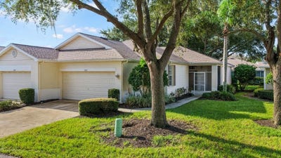 /international/us/2617-newcomb-court-sun-city-center-fl-110120510664/
