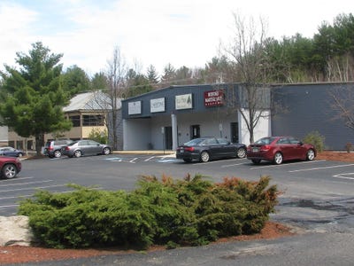 /international/us/292-route-101-bedford-nh-110108638167/