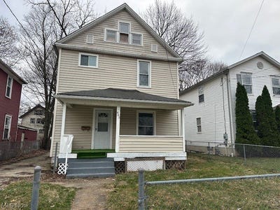 /international/us/483-douglas-street-akron-oh-110106281257/