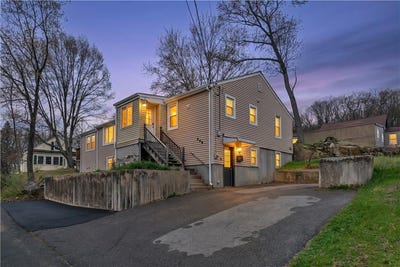 /international/us/204-talcott-street-woonsocket-ri-110107696152/