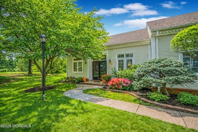 /international/us/47-winthrop-road-monroe-nj-110107375990/