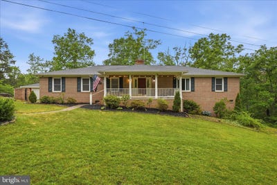 /international/us/211-creekview-lane-middletown-va-110108930048/